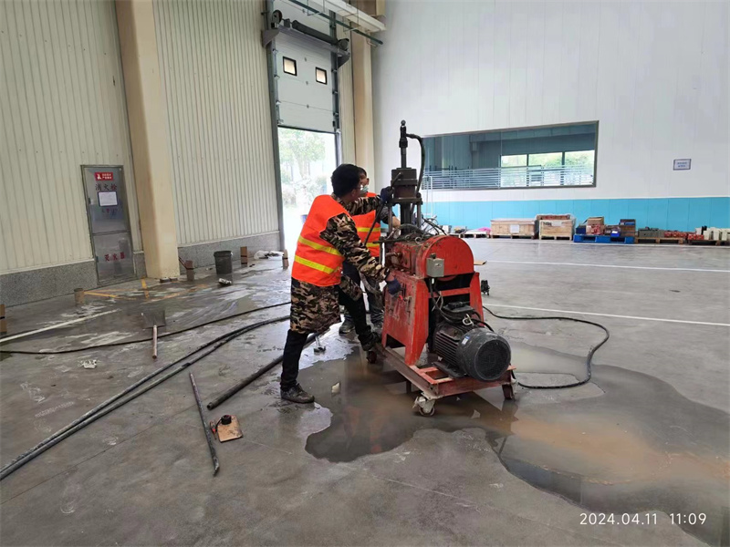 召陵厂房地面下沉塌陷注浆加固施工